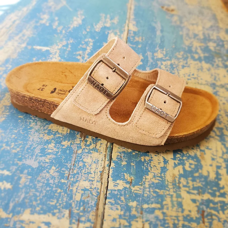 SAND STONE SUEDE