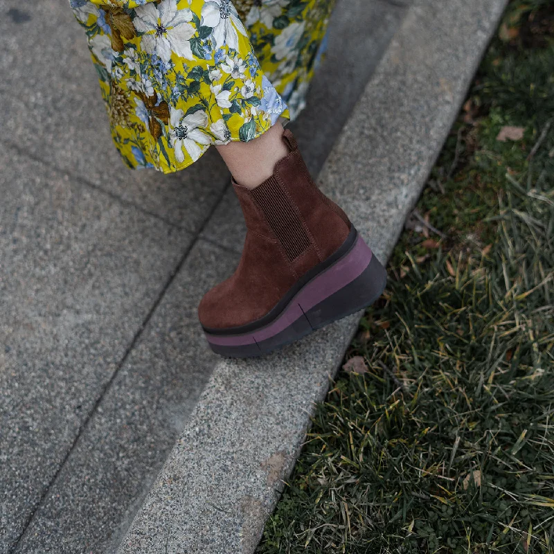 NAKED FEET - GUILD in CACAO Platform Chelsea Boots