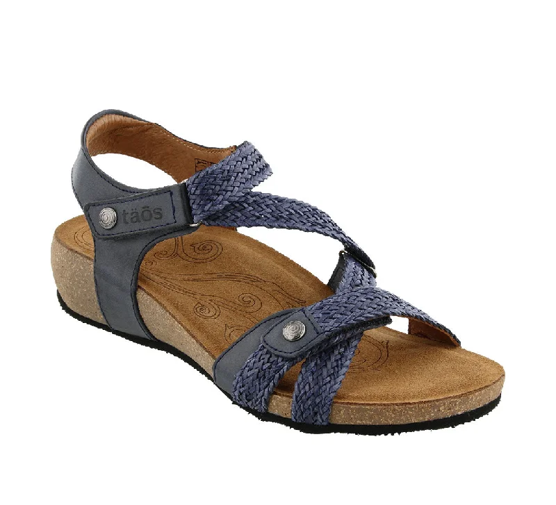 Women's Taos Trulie Color: Navy