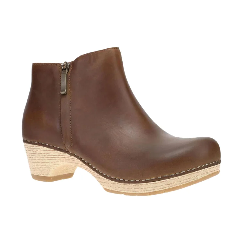 Dansko Women's Lizanne Boots - Tan Oiled Pull Up