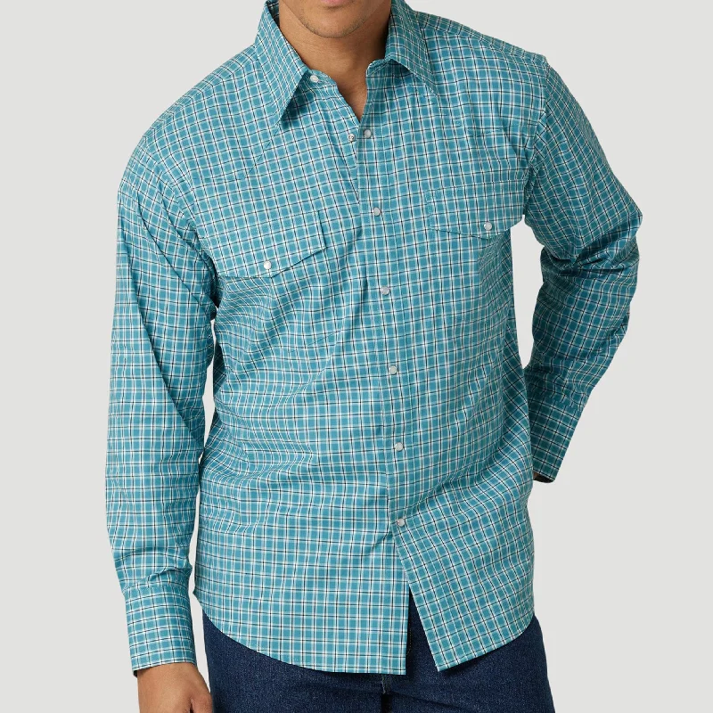 Men's Wrangler Teal Plaid Wrinkle Resist Long Sleeve Shirt